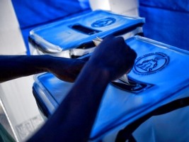 Haiti - Elections : Second tear gas bomb and sporadic shooting