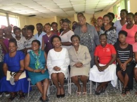 Haïti - Économie : Formation sur la fabrication de blocs de construction en paille de riz