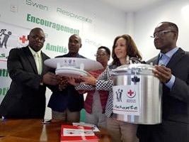 iciHaïti - Santé : Don de la CRH de matériels et d’équipements sanitaires au Ministère de la Santé