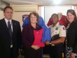 Haïti - Justice : Les USA habillent nos détenus !