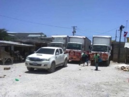 Haïti - Social : Les camionneurs de Fond Parisien bloquent la frontière de Malpasse