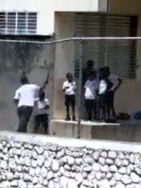 Haïti - Social : Une violence inacceptable à l’école, le Ministère choqué (Vidéo)