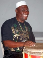 Haïti - Culture : Azor aura droit à des funérailles nationales