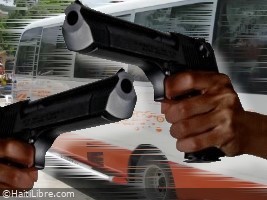 Haïti - FLASH : Un autobus détourné, près de 60 passagers et le chauffeur en otage