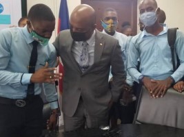 Haiti - Education : The traditional classroom is no longer the only way to learn