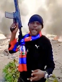 Haïti - FLASH : «Barbecue» bloque le Terminal de Varreux et défit le P.M. (Vidéo)
