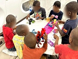Haïti  - Social : 10 orphelins haïtiens adoptés sont arrivés en Italie