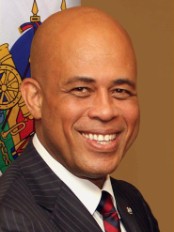 Haïti - Social : La femme, c’est la vie et la jeunesse l’avenir affirme le Président Martelly