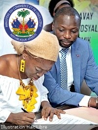 Haïti - Économie : Le Ministre du Commerce signe un protocole d’accord avec le «Rasanbleman Madan Sara»