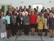 Haïti - Social : Séance de travail entre femmes