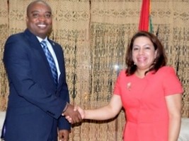 Haïti - Dénationalisation : Le Chancelier Casimir a rencontré son homologue de Guyana