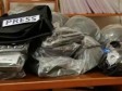 Haïti - Sécurité : Gilets de PRESSE casques, masques à gaz pour les journalistes